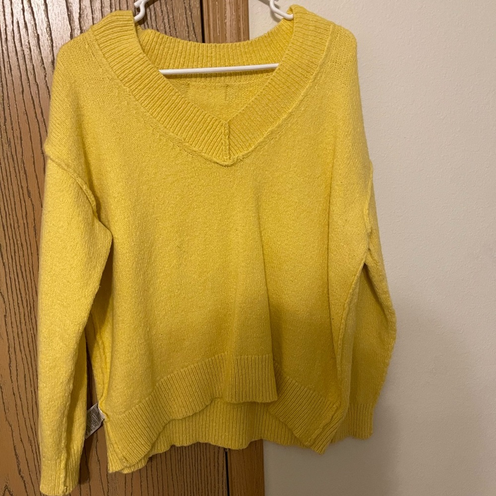 Sweater - Picture 3 of 3